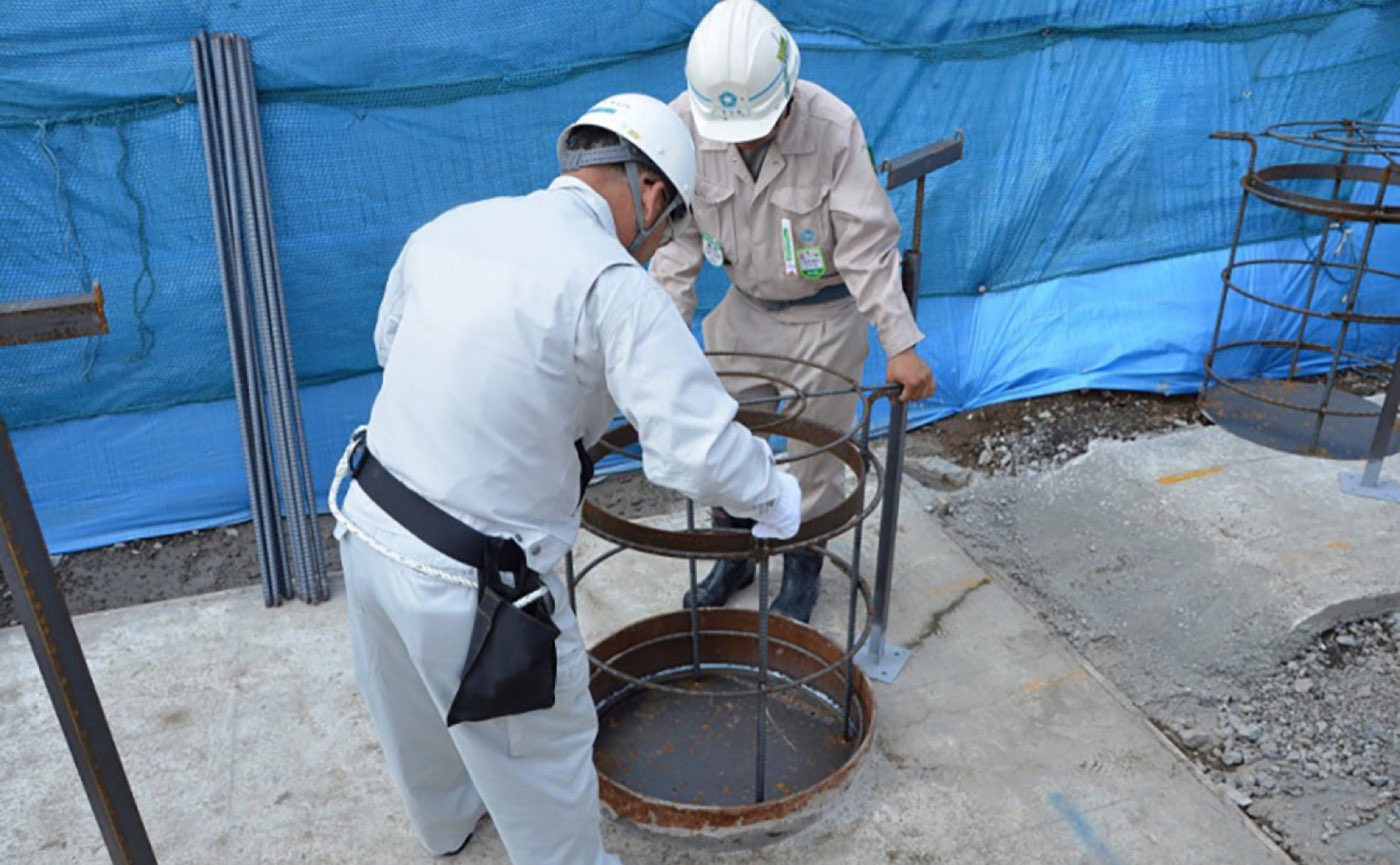 吊り型枠一体型のTPボトムパイルバスケット（02）