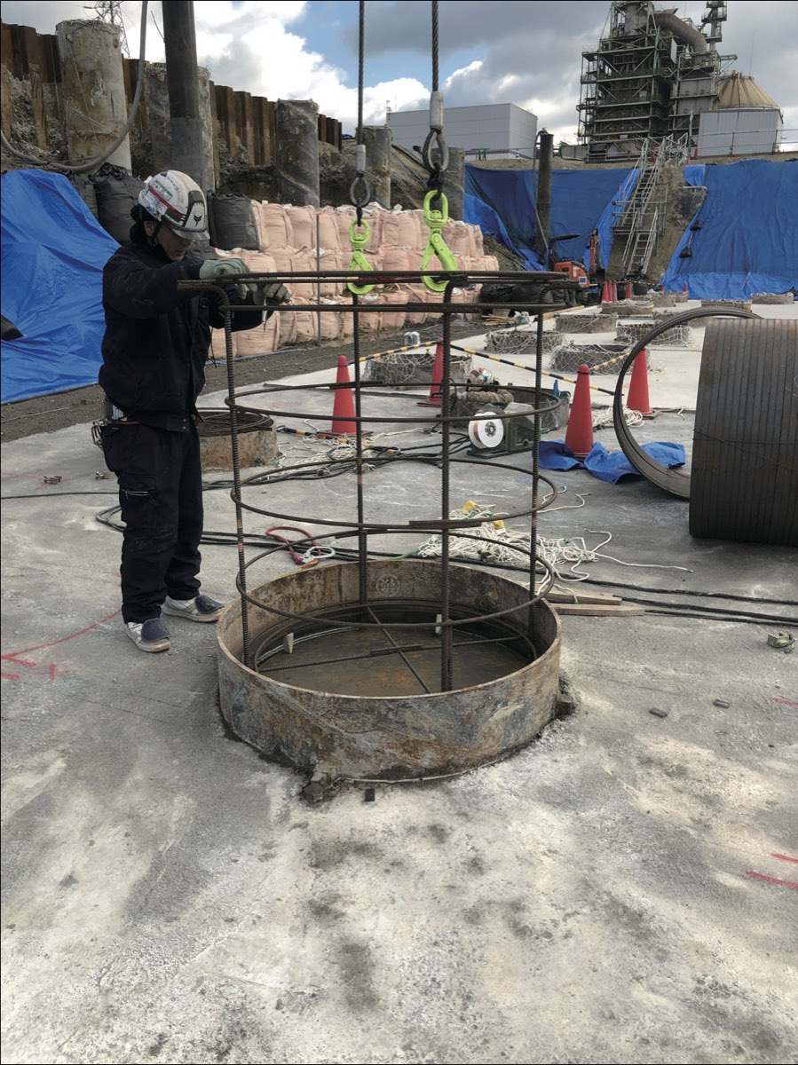 補強筋の仮建込み（02）